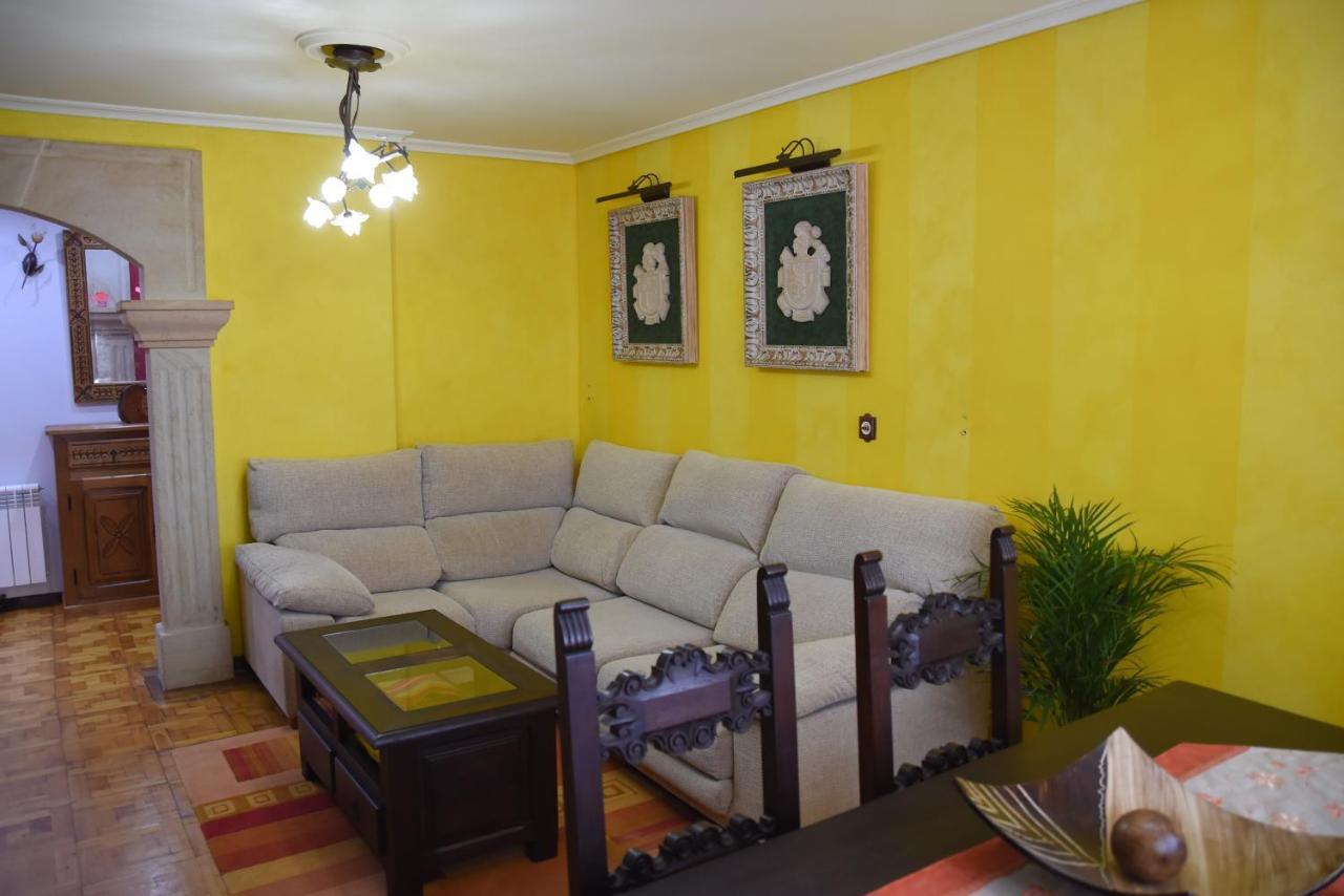 Pisazo En Pleno Centro De Santillana Con Terraza Сантильяна-дель-Мар Экстерьер фото